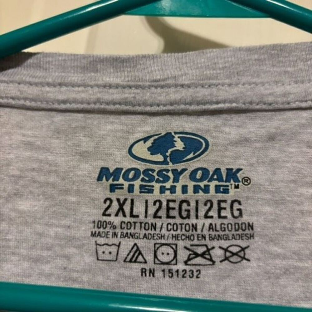 Mossy Oak Fishing Size 2XL T-Shirt - Picture 3 of 4